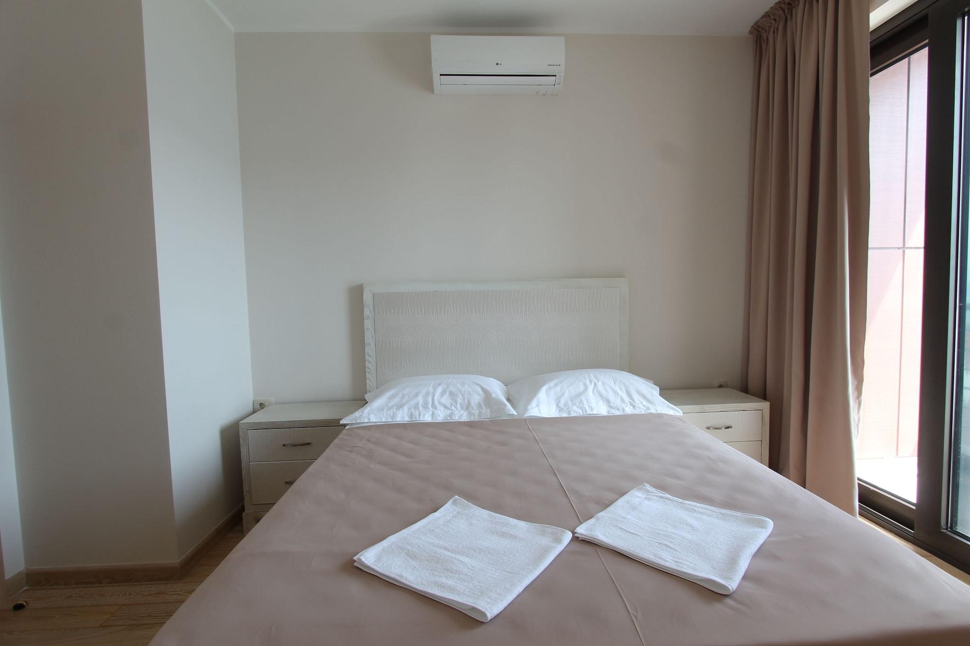 Aqua Apartment Budva